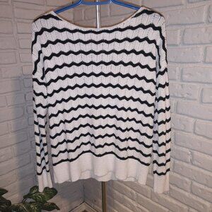 Loft Ladies Size Medium Long Sleeve Black & White Loose Fit Sweater